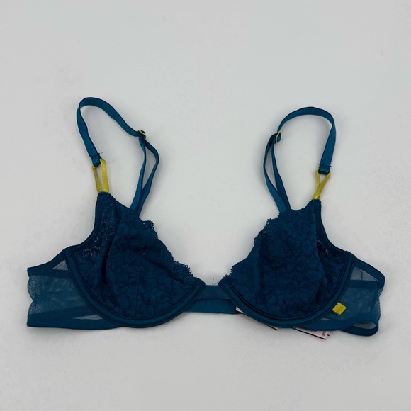 Victoria's Secret Other - Victoria’s Secret Lace Unlined Demi Bra in Teal / Chartreuse | 32B